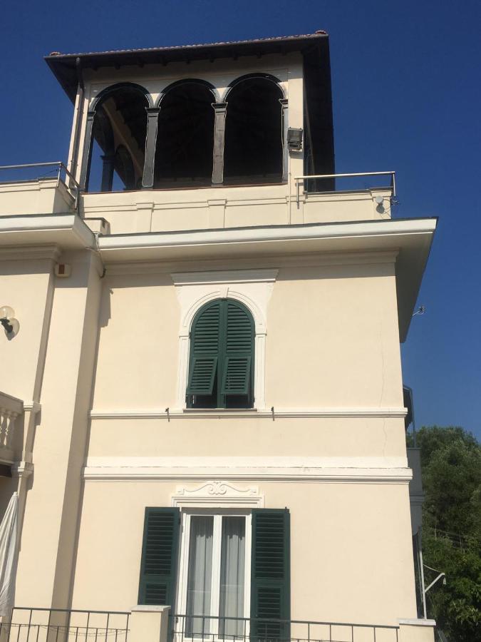 B&B Oasi Regina Pacis Санта-Маргерита-Лигуре Экстерьер фото