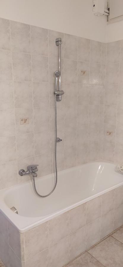 B&B Oasi Regina Pacis Санта-Маргерита-Лигуре Экстерьер фото