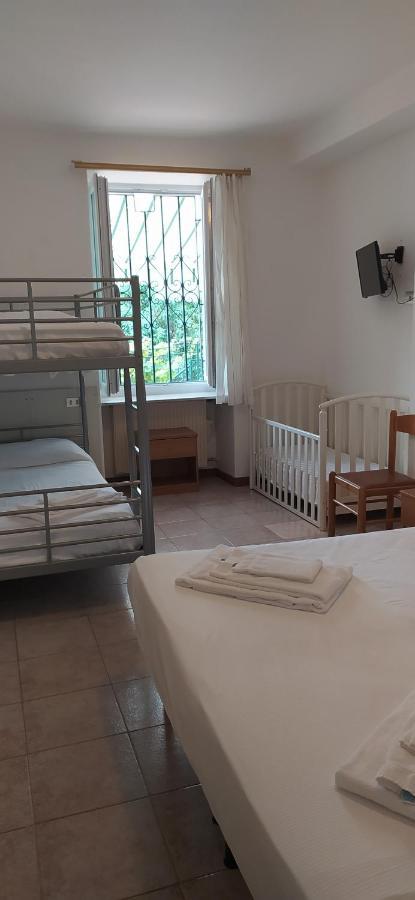 B&B Oasi Regina Pacis Санта-Маргерита-Лигуре Экстерьер фото
